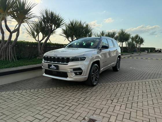 JEEP COMMANDER 2.0 HURRICANE 4 TURBO GASOLINA OVERLAND AT9